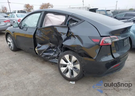 2024 Tesla Model Y Long Range Dual Motor All-Wheel Drive from USA, damaged, VIN 7SAYGDEE0RF984228